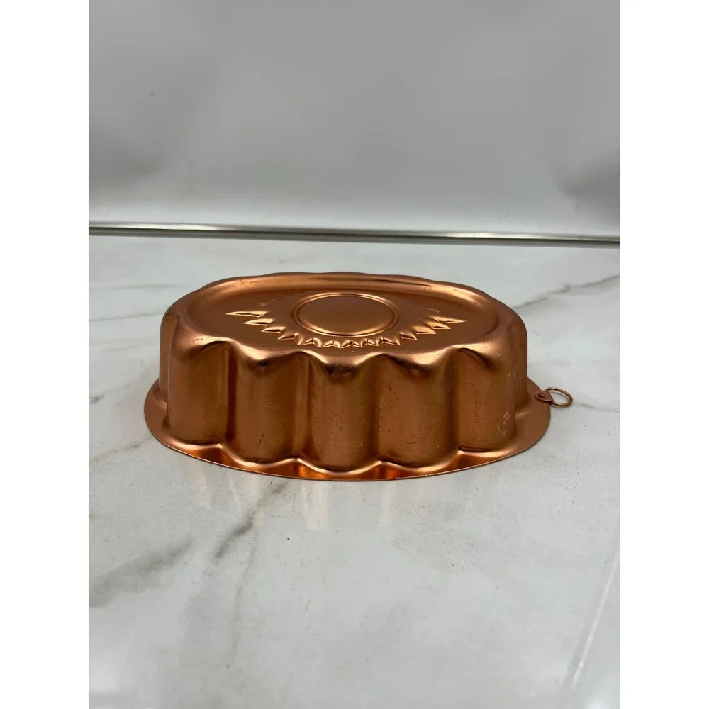 Vintage Copper Sunburst Jello Mold 3 Cup Oval Scalloped Wall Decor Hanging Pan